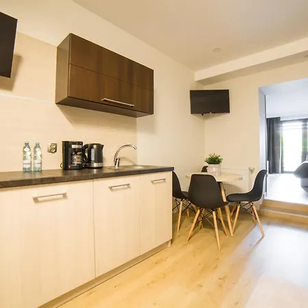 Zacisze - - Komfortowe I W Cichej Okolicy - Oaza Spokoju