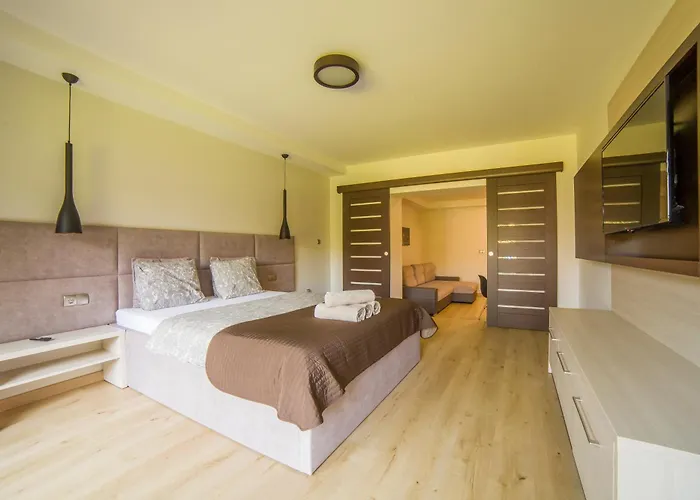 Zacisze - - Komfortowe I W Cichej Okolicy - Oaza Spokoju