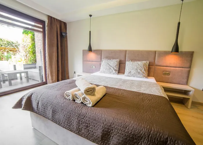 公寓 Zacisze - - Komfortowe I W Cichej Okolicy - Oaza Spokoju 奥斯特罗沃