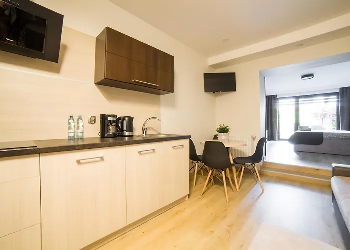 Zacisze - - Komfortowe I W Cichej Okolicy - Oaza Spokoju