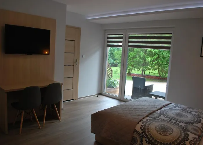 Zacisze - - Komfortowe I W Cichej Okolicy - Oaza Spokoju *