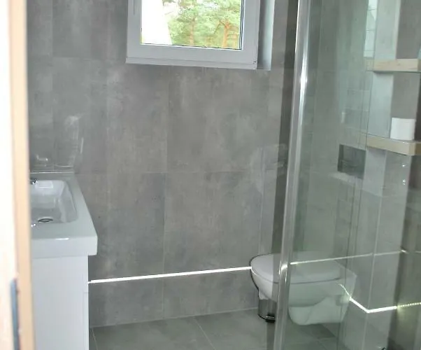 公寓 Zacisze - - Komfortowe I W Cichej Okolicy - Oaza Spokoju 奥斯特罗沃