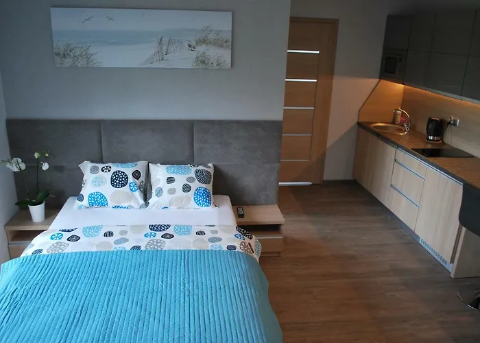 Zacisze - - Komfortowe I W Cichej Okolicy - Oaza Spokoju *