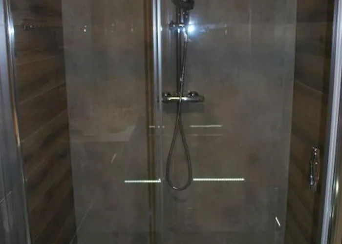 公寓 Zacisze - - Komfortowe I W Cichej Okolicy - Oaza Spokoju 奥斯特罗沃